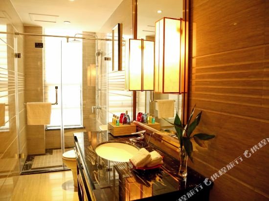 Фото Wuhan Marriott Hotel Optics Valley