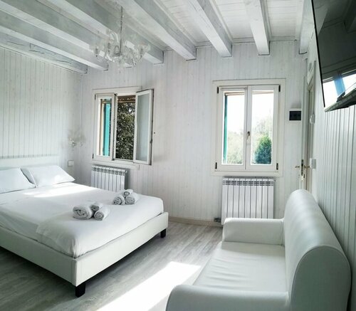Гостиница Junior Suites Venezia