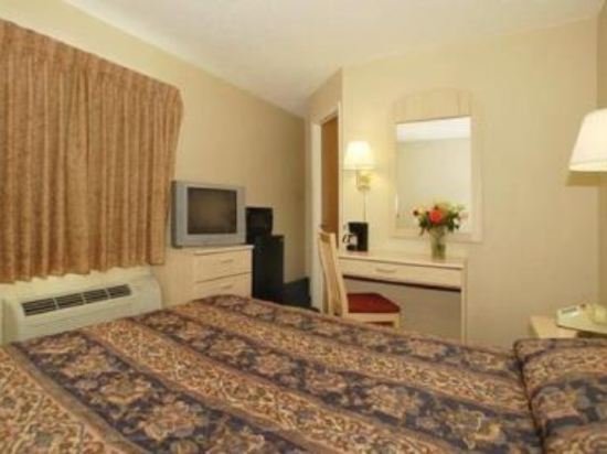 Фото Quality Inn & Suites Glenmont - Albany South