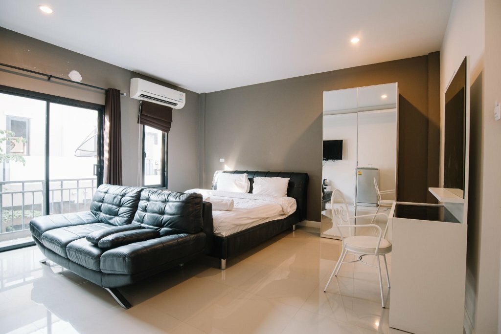 Hotel Debua Mahasarakham, Earth, photo