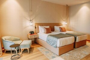Karavansaray (Bekzat Sattarkhanov Avenue, 25А), hotel