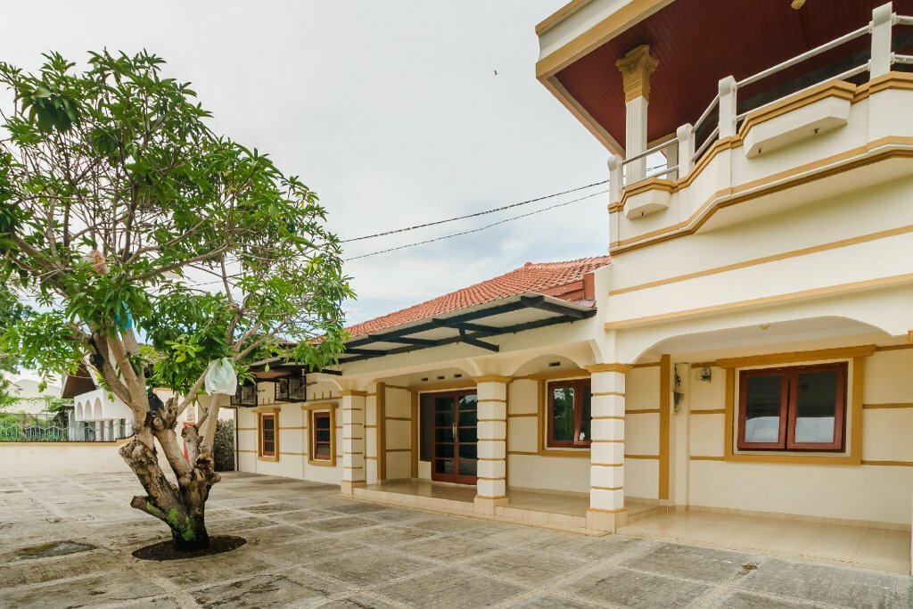 Hotel RedDoorz Syariah @ Jalan Dr Mansyur Medan, Medan, photo