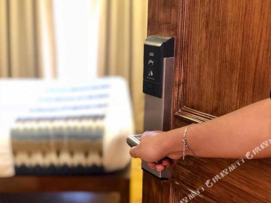 Фото Comfort Inn Emerald