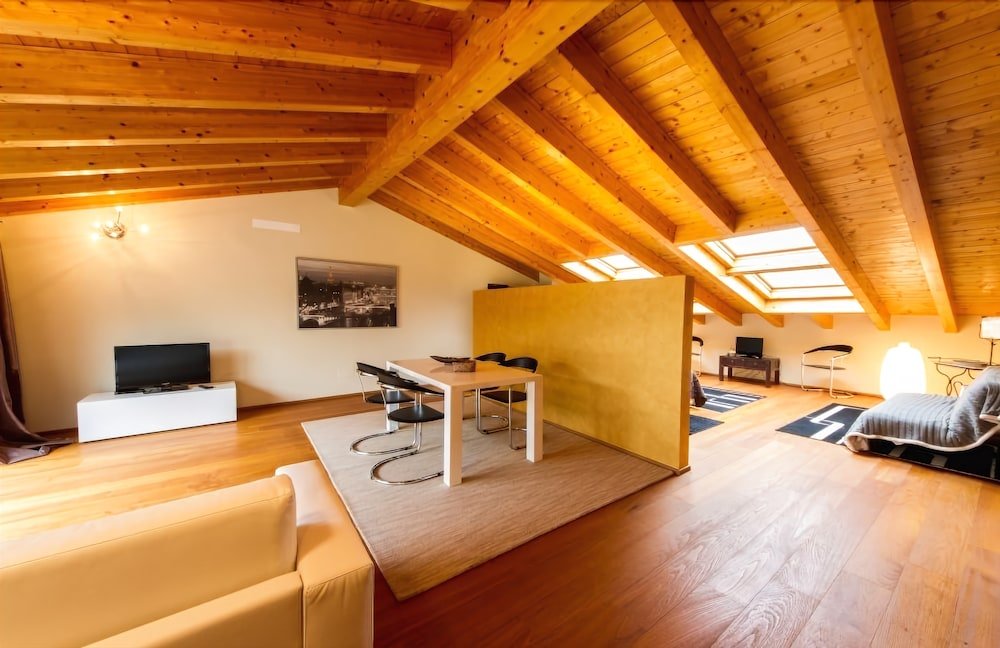 Фото VIP Bergamo Apartments