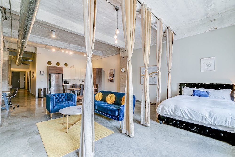 Фото Luxury Downtown Dallas Stay by Amyfinehouse