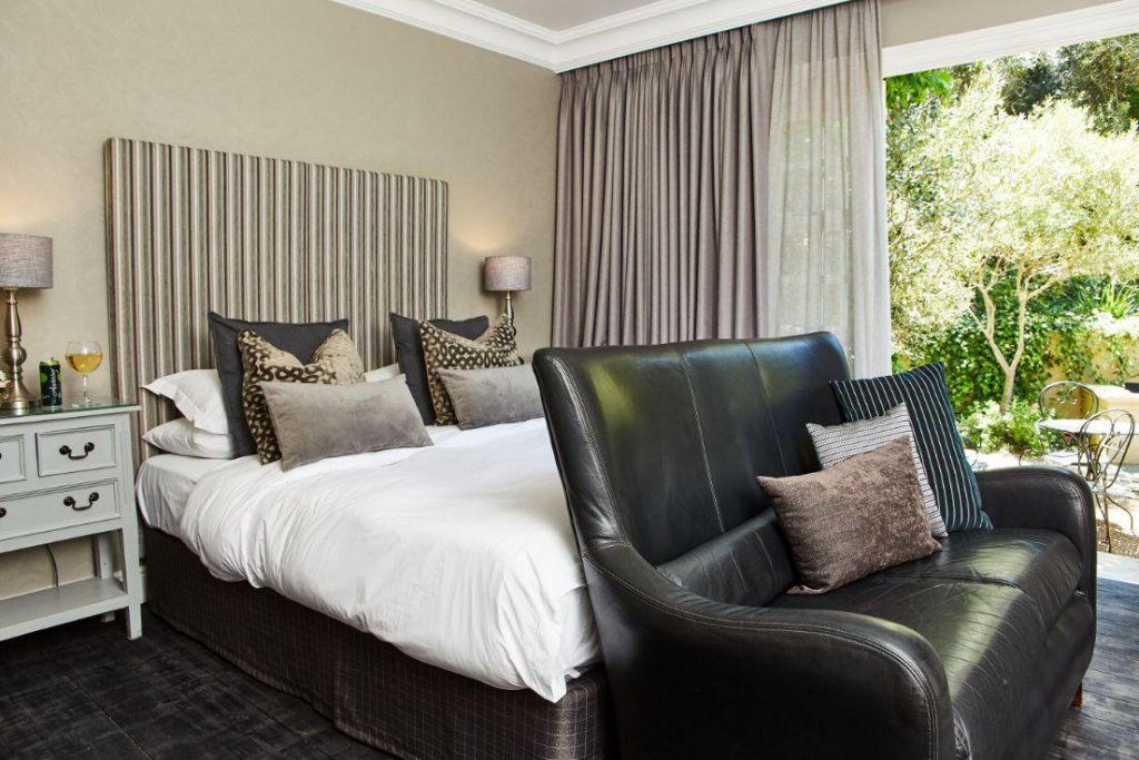 Фото The Devon Valley Hotel