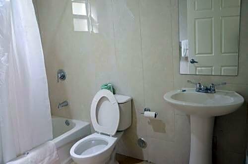 Гостиница Carl'S El Padre Motel в Майами