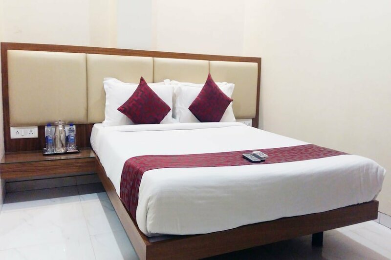 Гостиница Hotel Address Inn в Мумбаи