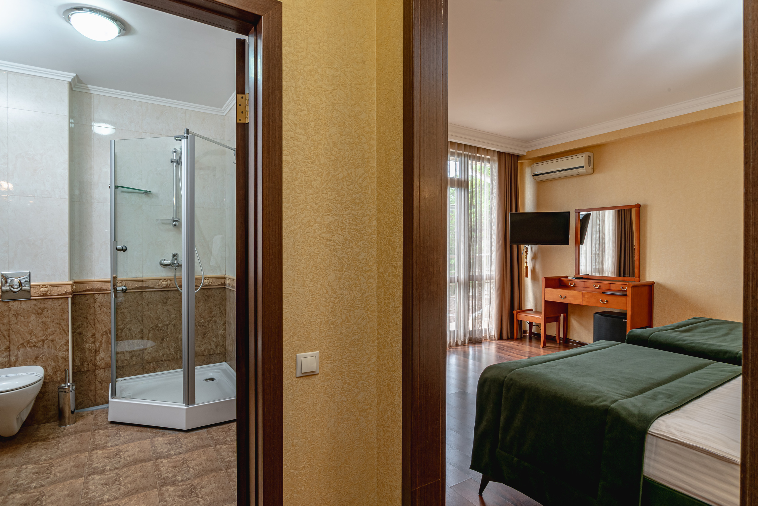 Фото Бульвар