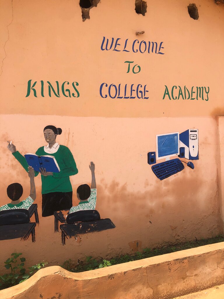 School Kings College Academy, Earth, photo