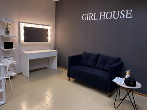 Girl House (Sacyjalistyčnaja vulica, 32), nail salon