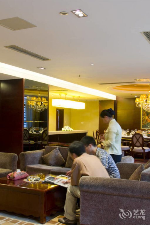 Фото Excelsior Hotel - Chengdu