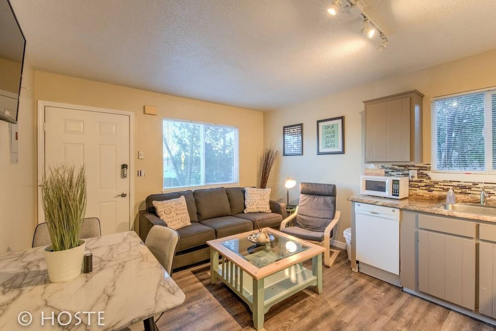 Фото 2br Garden of the Gods Hike, Dine, Nightlife!