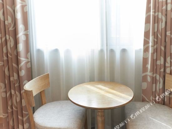 Фото Tower Hill Hotel