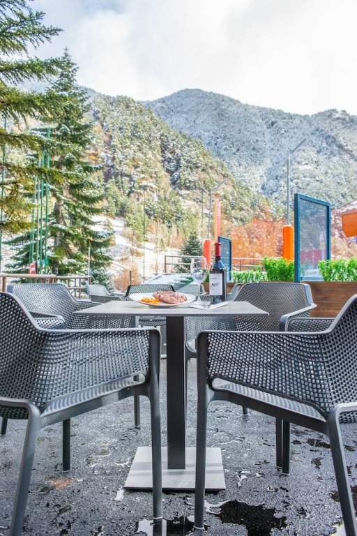 Фото Ushuaia Mountain Hotel