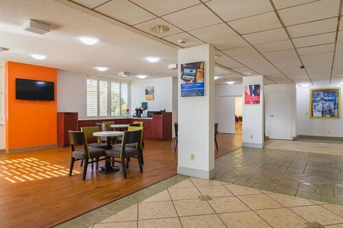 Гостиница Motel 6 Newnan, Ga