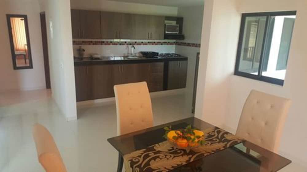 Фото Apartamentos Turísticos In Di Town