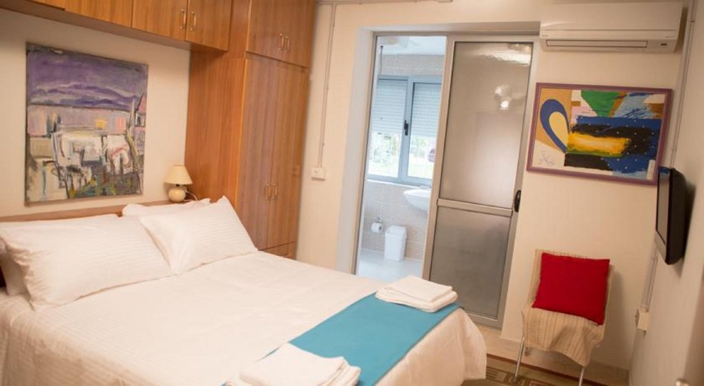 Фото Artistic Tirana