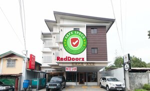 Гостиница RedDoorz Plus @ Diola Villamonte Bacolod
