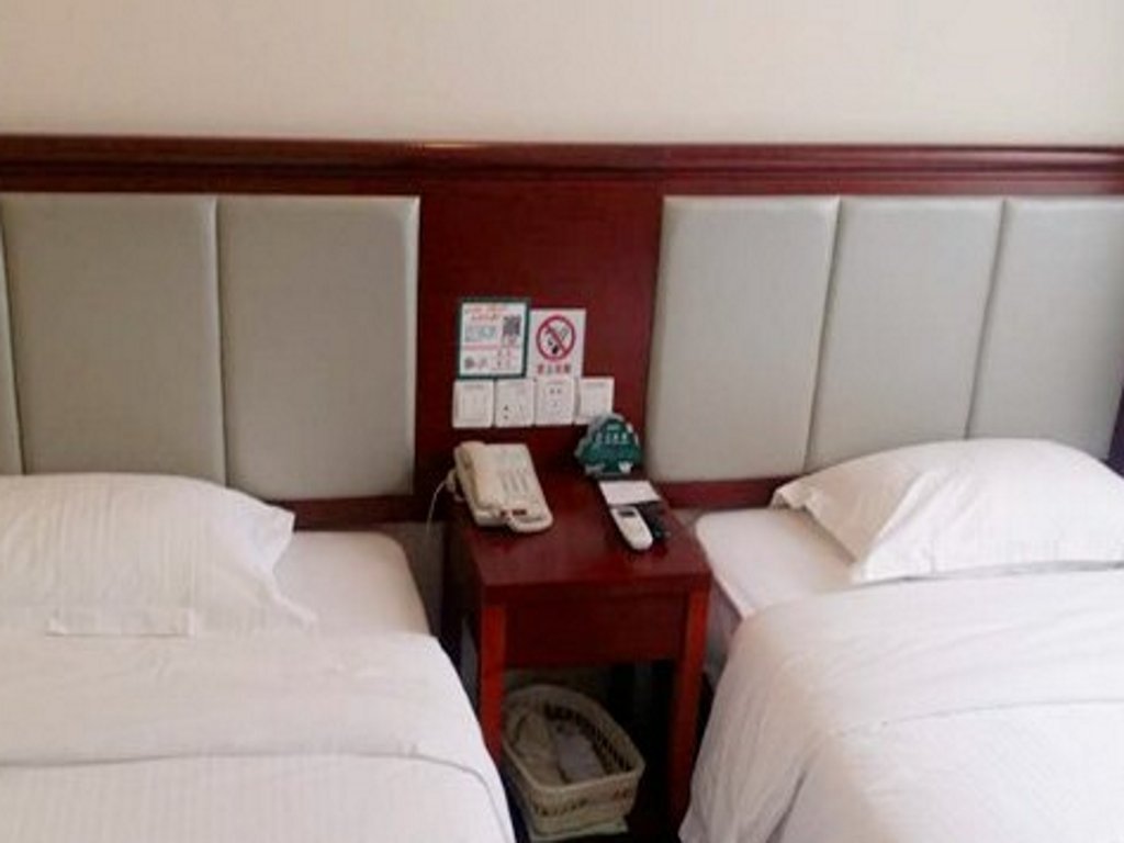 Фото GreenTree Inn Yanjiao Haiyou Street Yanchang Road Express Hotel