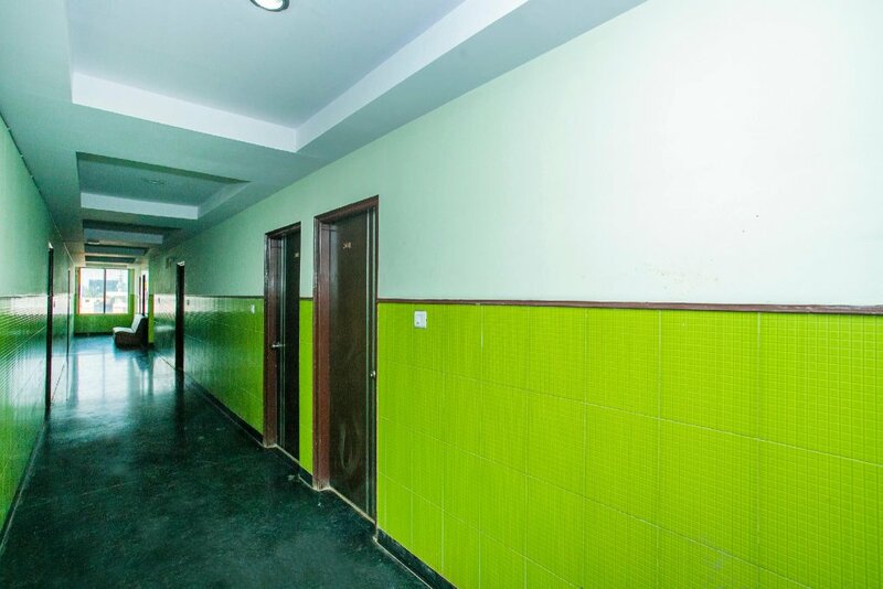 Гостиница Oyo 6145 The Hotel Nalanda в Бангалоре