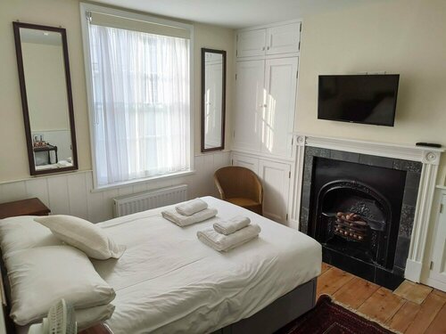 Гостиница The Coach House Canterbury