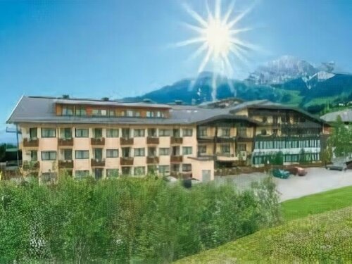 Внешний вид отеля Gartnerkofel в Хермагор-Пресеггере Зе, фото 1
