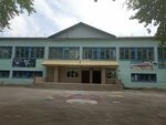 Srednyaya obshcheobrazovatelnaya shkola № 15 (Nemirovicha-Danchenko Street, 20/2), escuela de enseñanza general