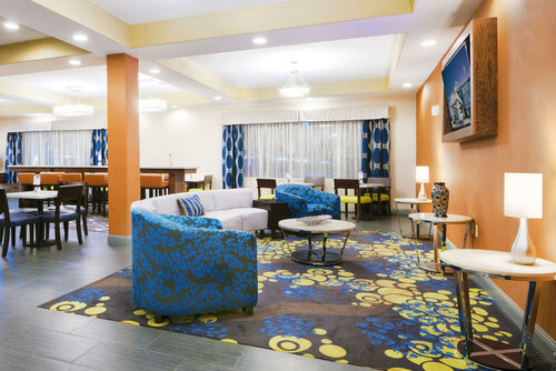 Гостиница Holiday Inn Express Hotel & Suites Monahans - I-20, an Ihg Hotel
