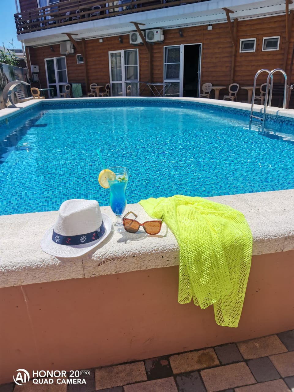 Фото Камела