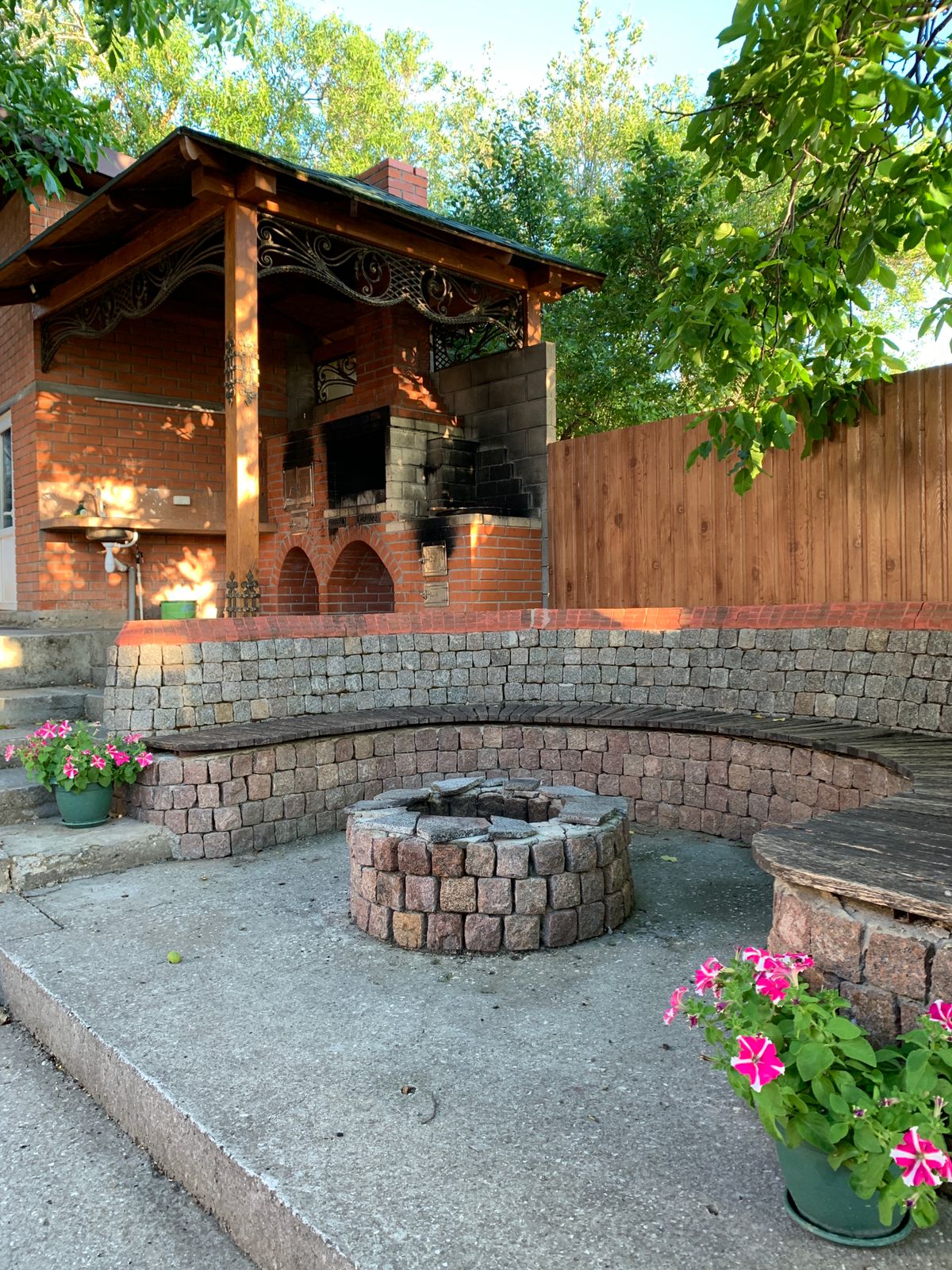 Фото Можжевеловый дворик