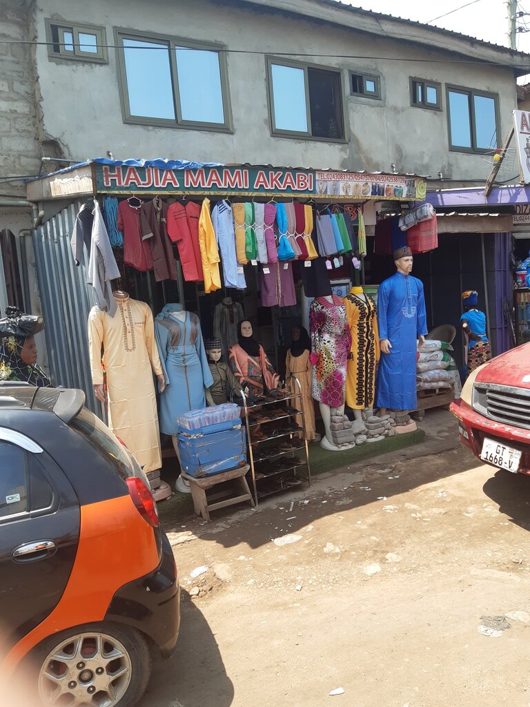 Fashion house Hajia Mami Akabi, Accra, photo