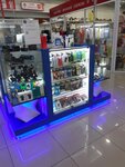 100 Druzey (ulitsa Lenina, 45Б), productos para teléfonos móviles