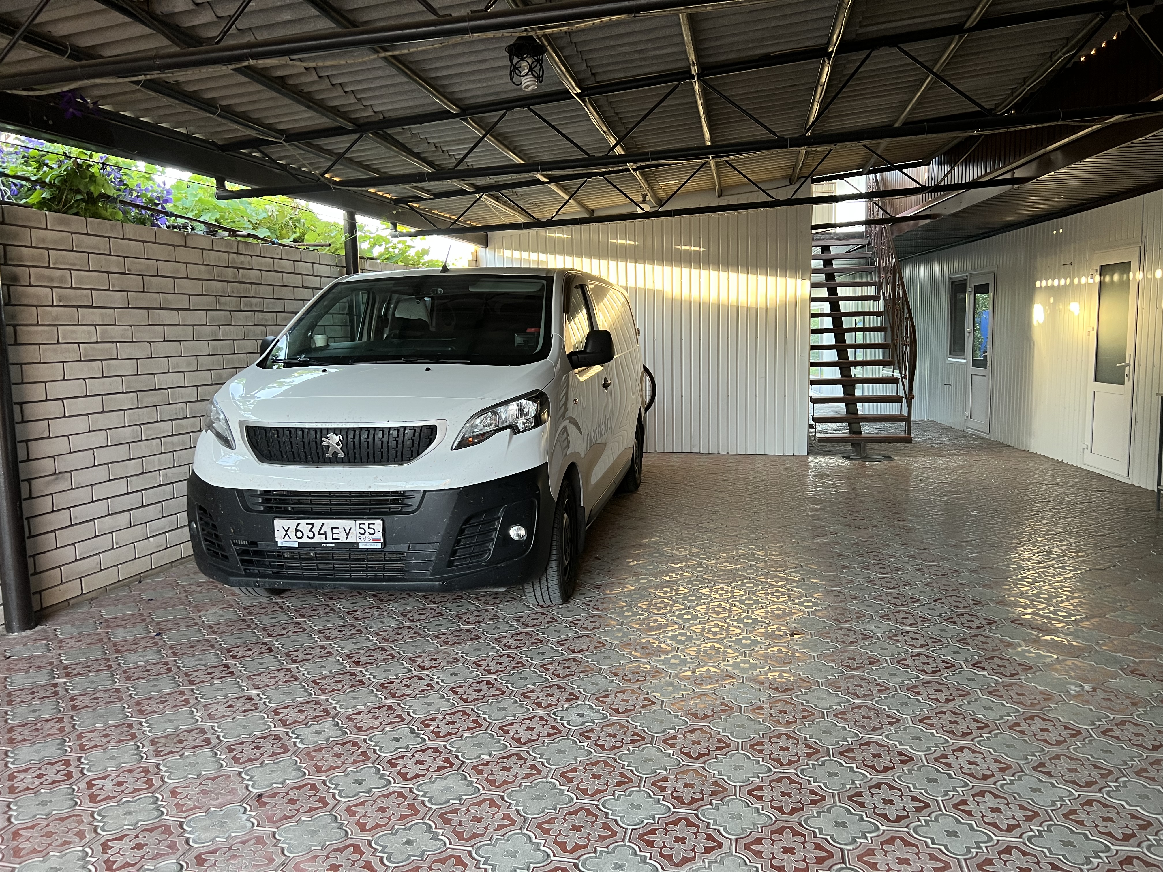 Фото Моника