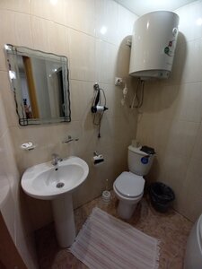 Апра, гостевой дом (Autonomous Republic of Abkhazia, Town of Gudauta, ulitsa Makhadzhirov), hotel
