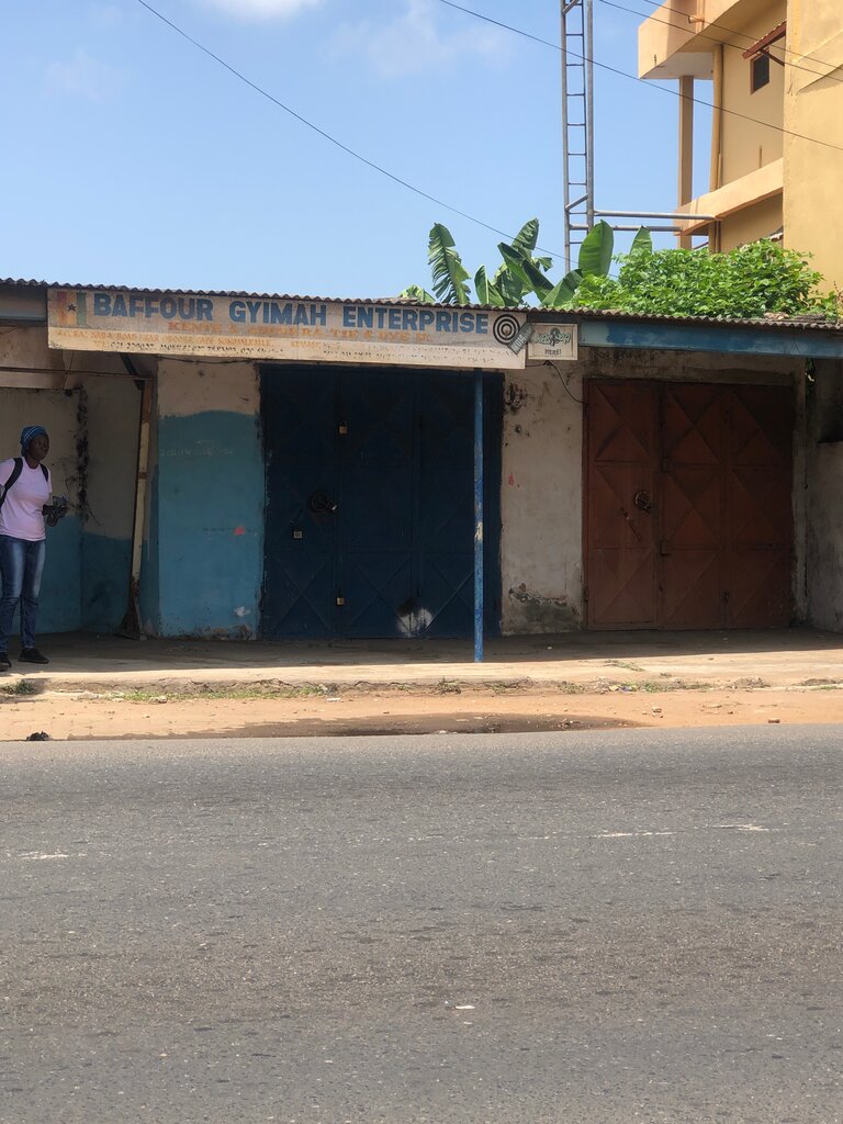 Clothing store Baffour Gyimah Enterprise, Accra, photo