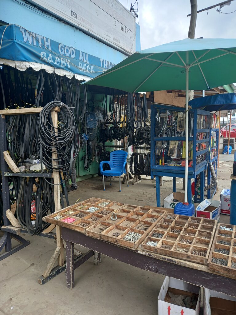 Hardware market Garby beck ent, Accra, photo