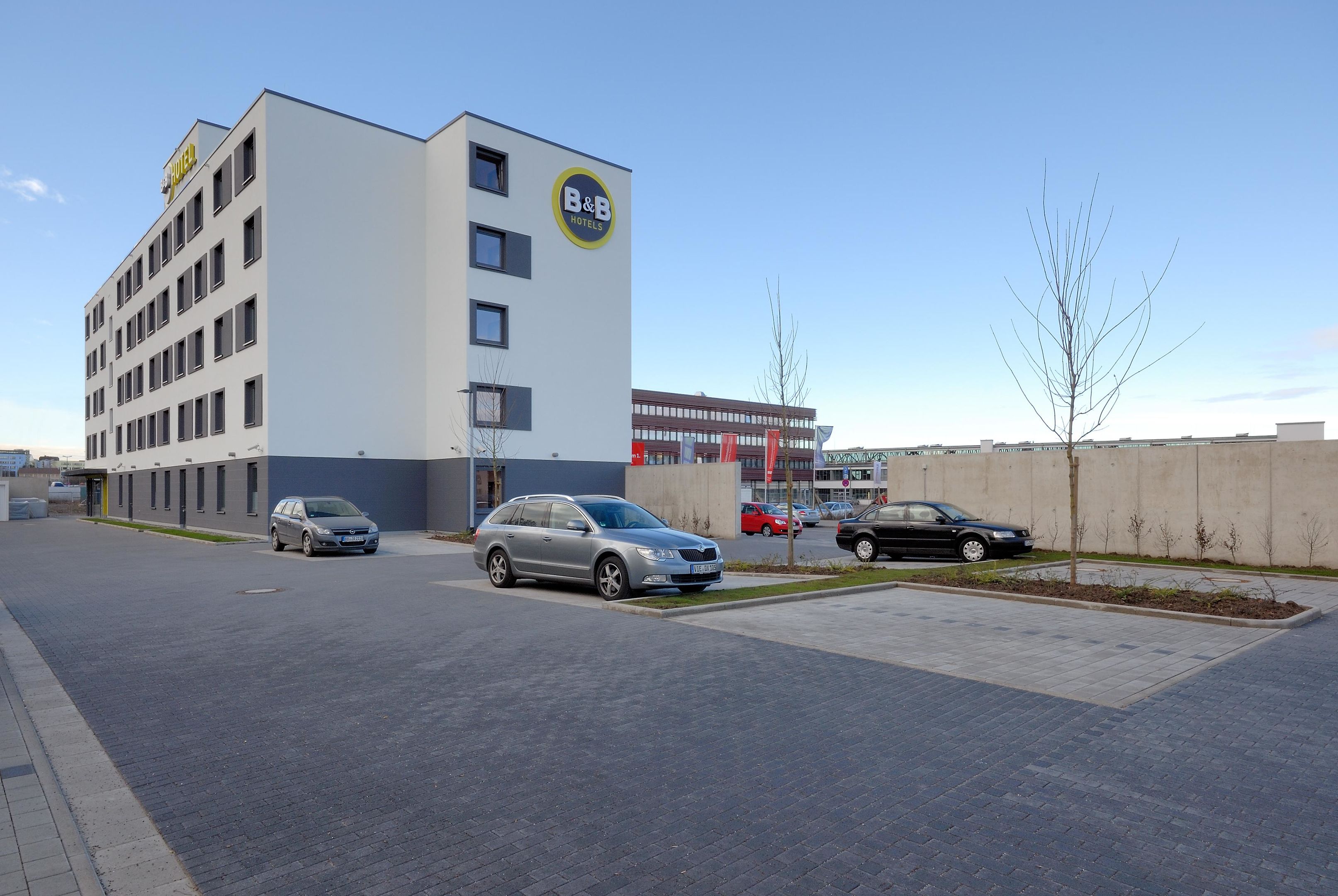 Фото B&b Hotel Böblingen