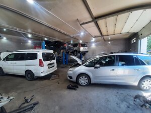 Автосервис (ulitsa 22 Yanvarya, 1Е) ، ورشة لتصليح السيارات