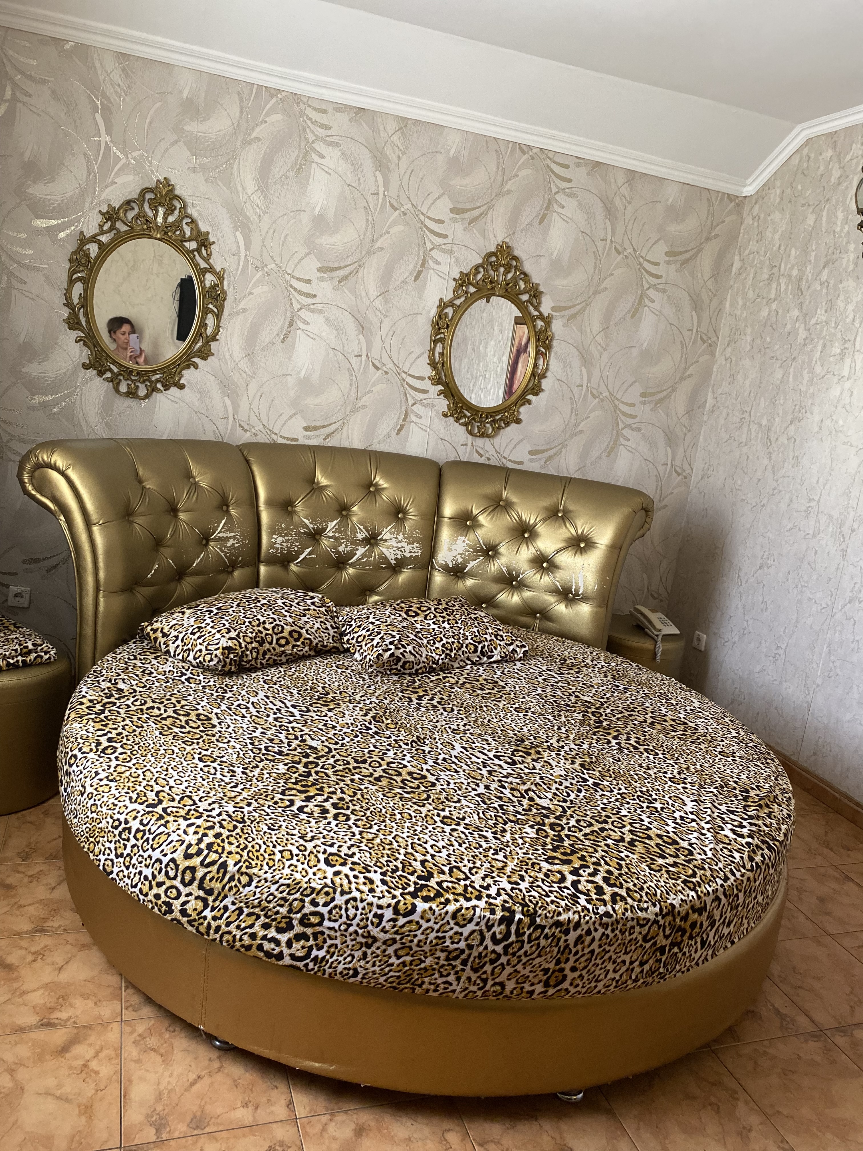 Фото Marton Вилла Марс