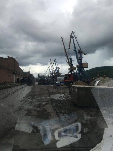Перевозка грузов водным транспортом Осетровский речной порт, Усть‑Кут, фото