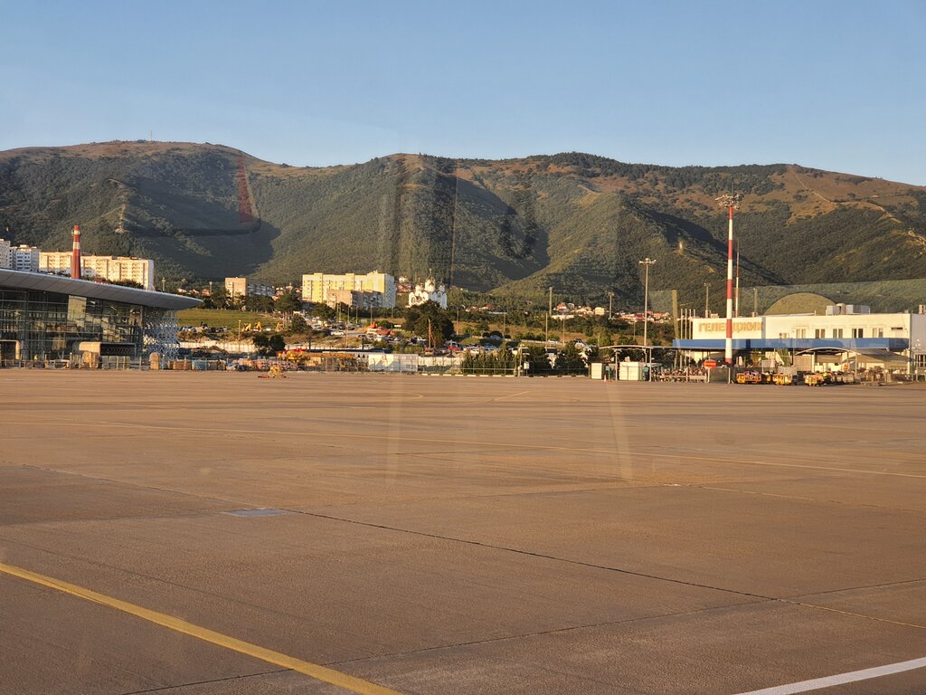 Temporarily closed: Airport Gelendzhik, airport, Krasnodar Territory, Gelendzhik