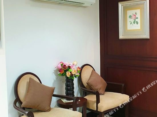 Фото Piyathip Place Serviced Apartment