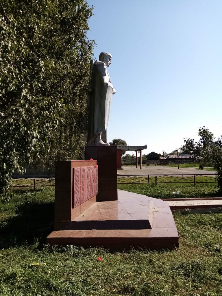 نصب تذكاري للحرب، مقبرة جماعية Воинам, погибшим в годы Великой Отечественной войны ، مقاطعة نوفوسيبيرسك، صورة