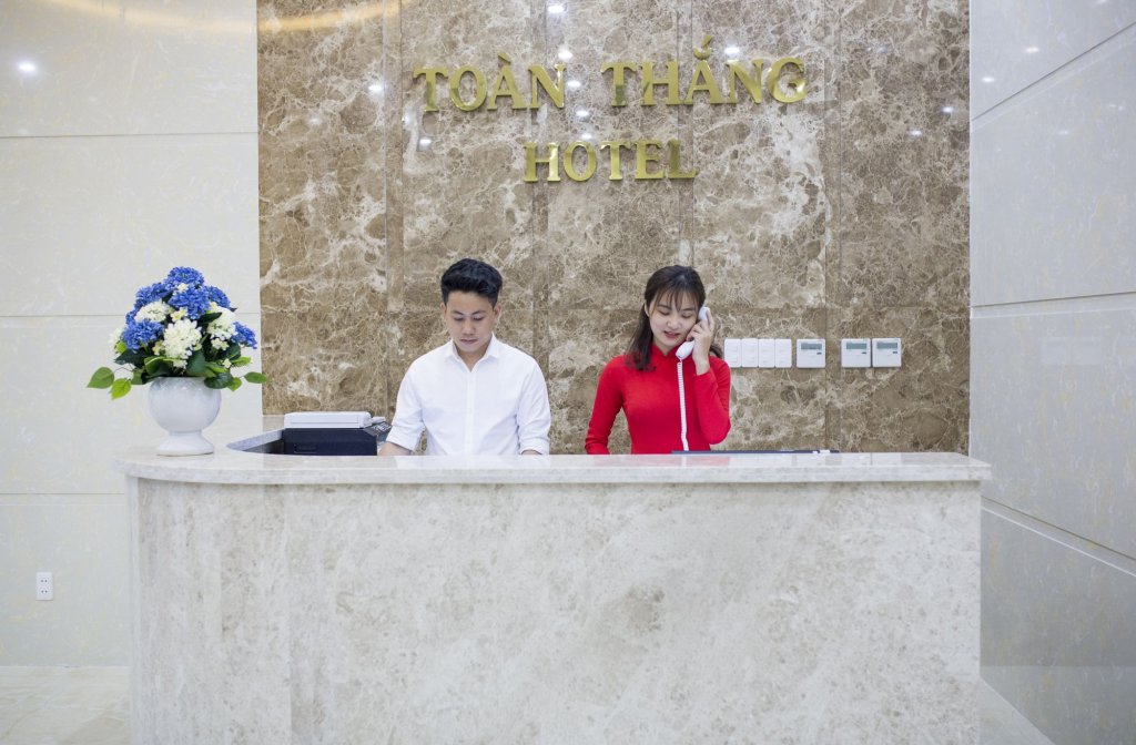 Фото Toan Thang Hotel