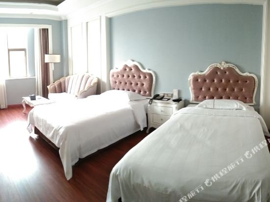 Фото Zhuhai Rongfeng Hotel