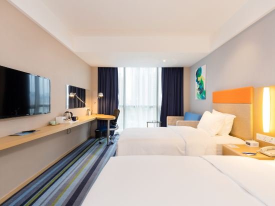 Фото Holiday Inn Express Fuzhou Downtown, an Ihg Hotel