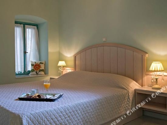 Фото 999 Luxury Hotel