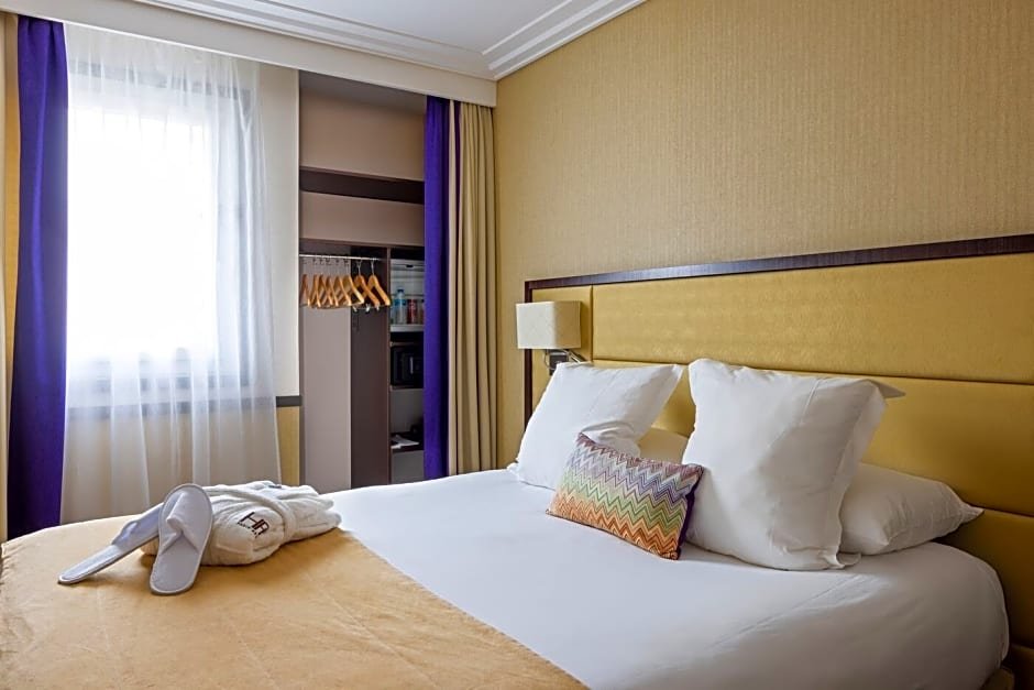 Фото Hotel Paris Neuilly