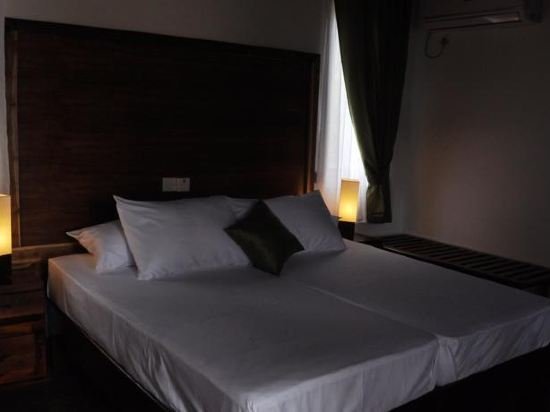 Фото Hotel Naaval